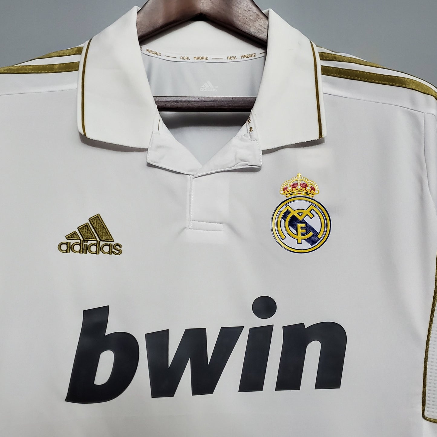 Real Madrid Home 11/12 Retro