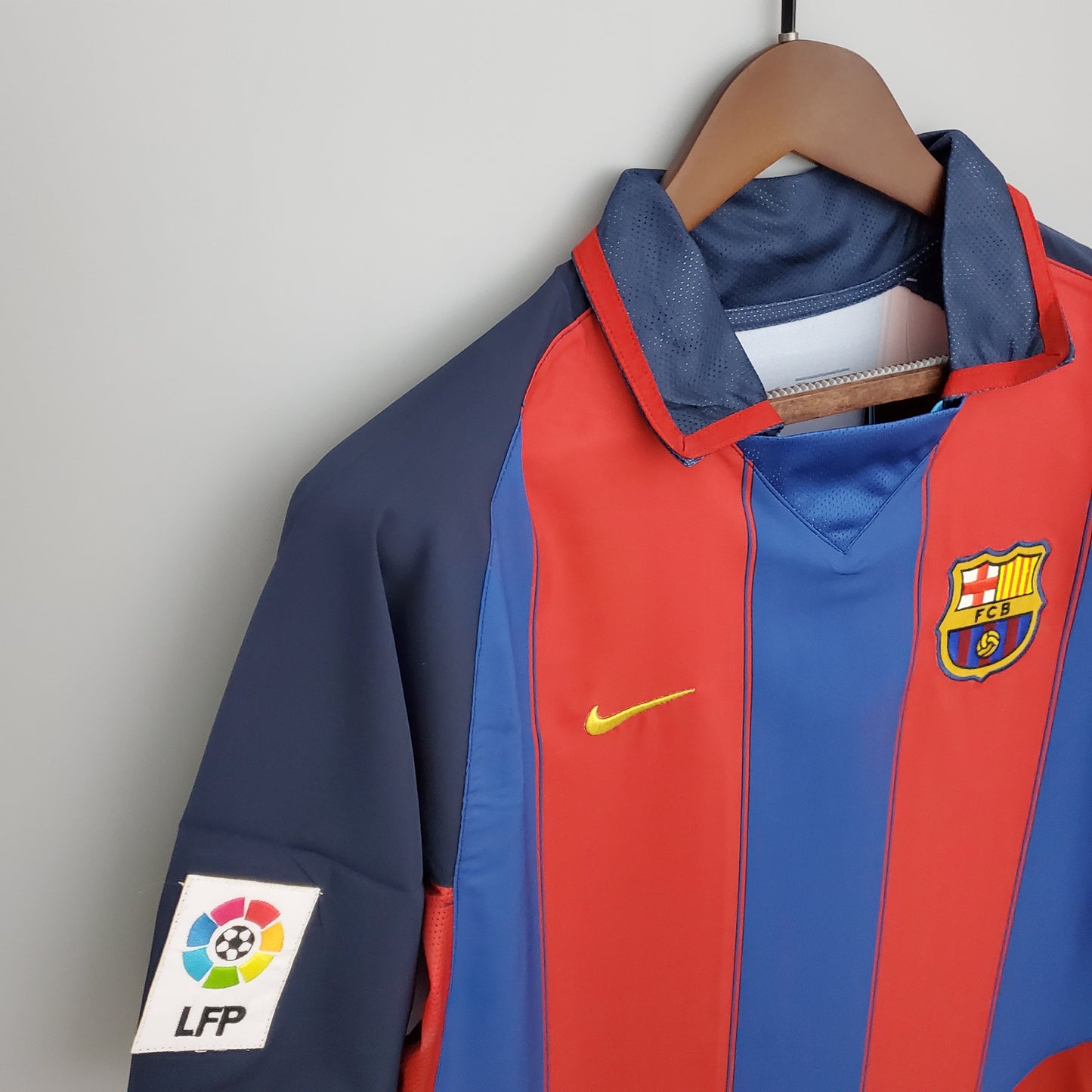 Barcelona Home 03/04 Retro