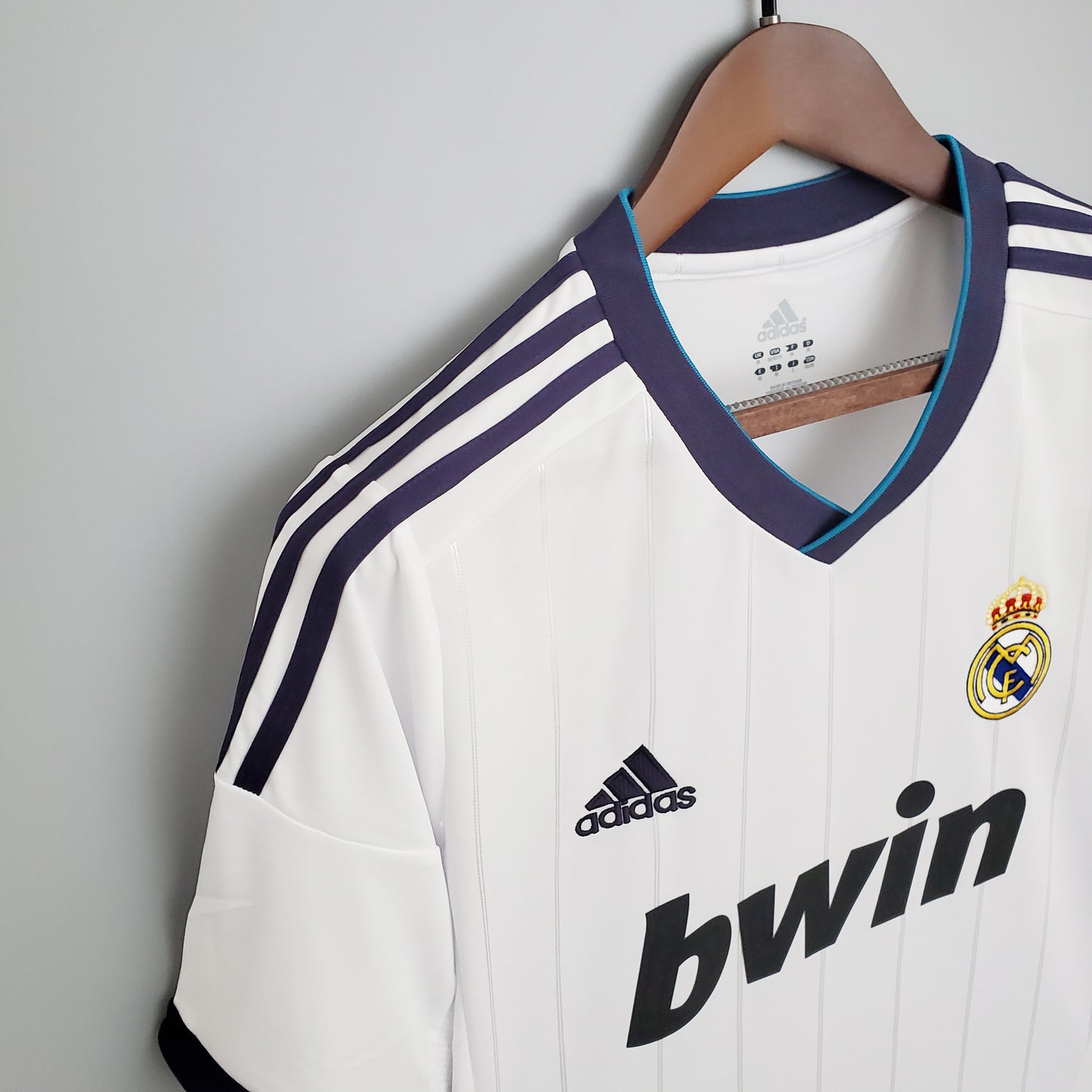 Real Madrid Home 12/13 Retro