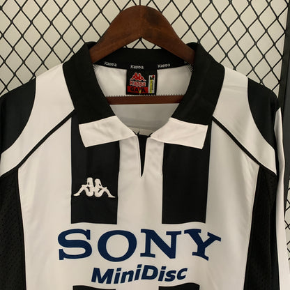 Juventus Home 97/98 Retro Long Sleeve