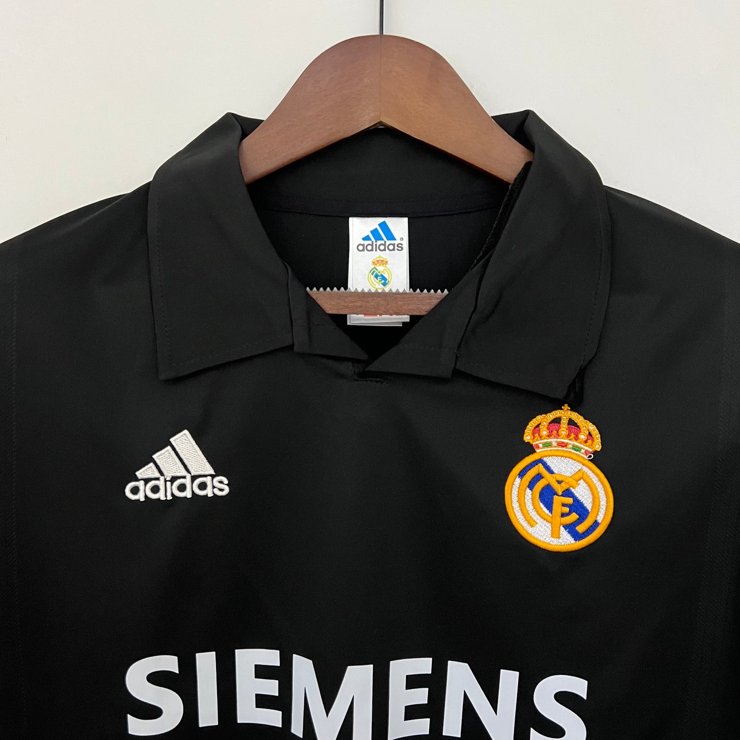 Real Madrid Away 02/03 Retro