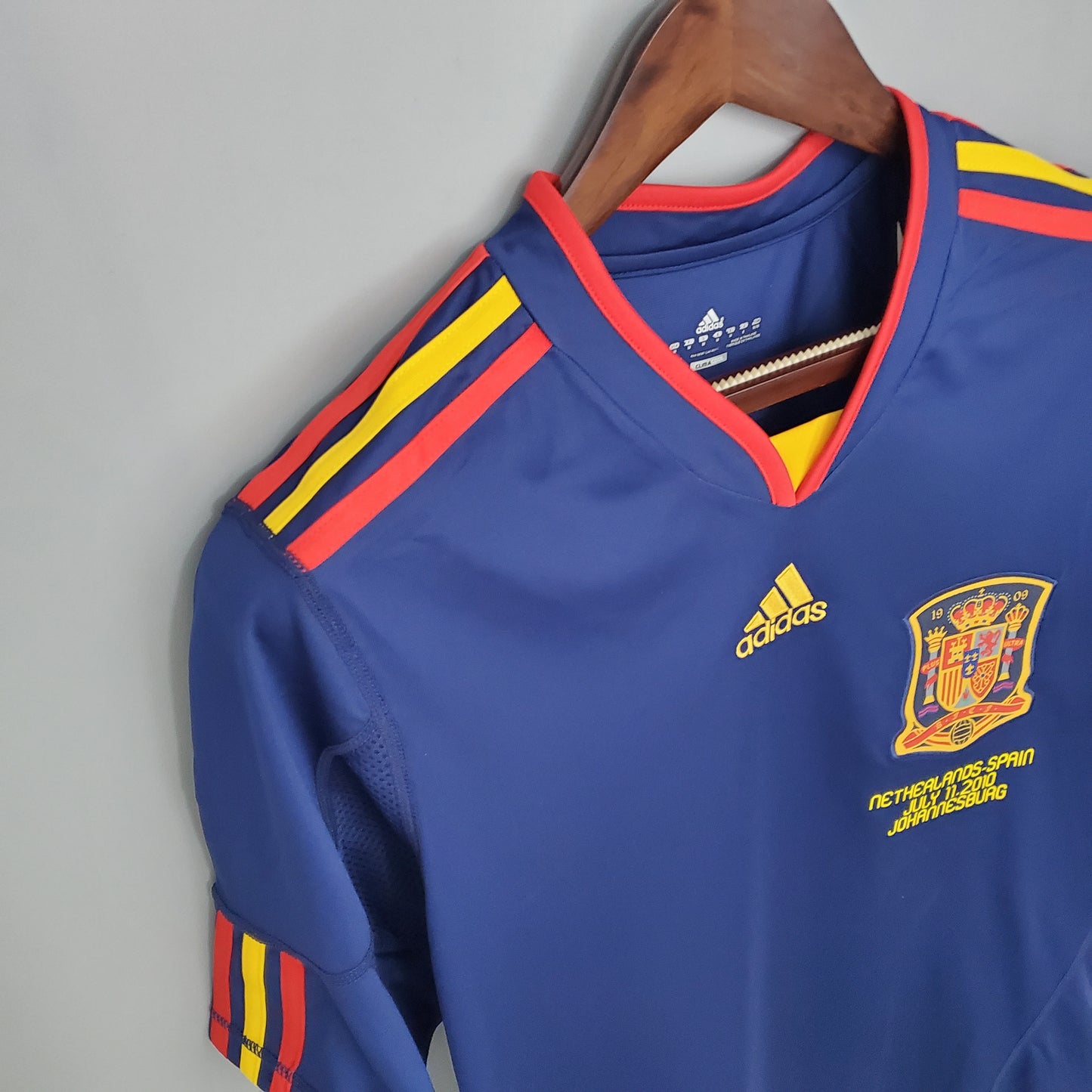 Spain Away 2010 Retro