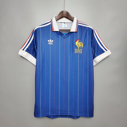 France Home 1982 Retro