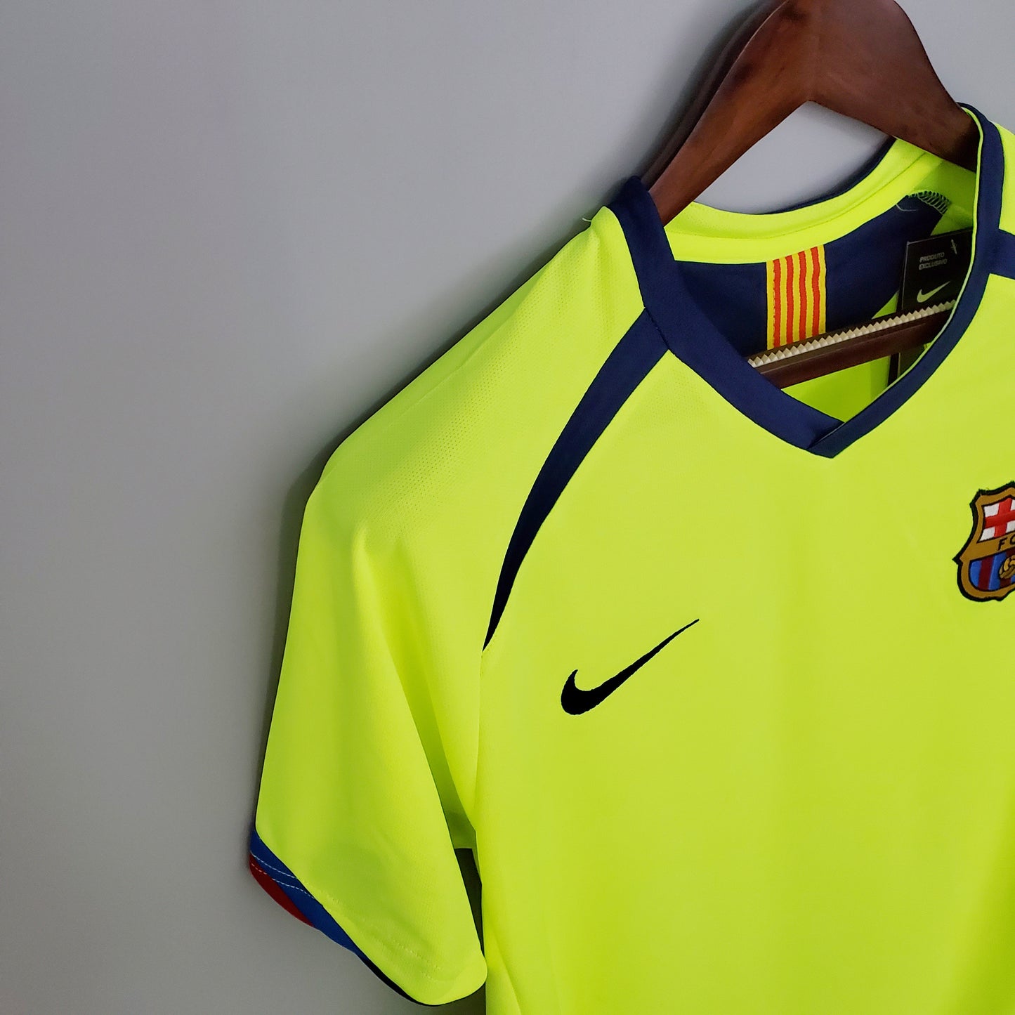 Barcelona Away 05/06 Retro